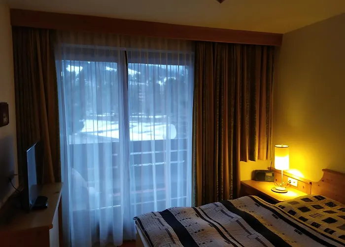 Alpen Pyrkestrasse Apartment *